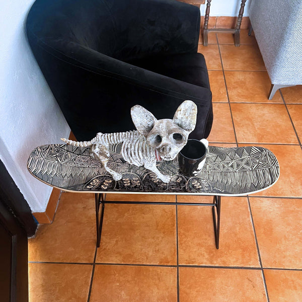 Banqueta o mesa auxiliar de Otros Mundos